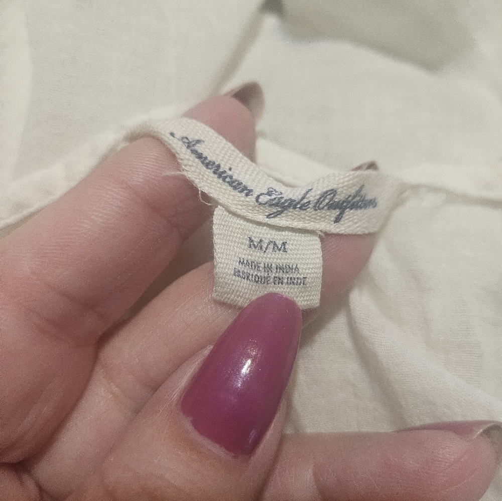 American Eagle Outfitters Embroidered White Women's Batwing Sleeve Top - Picture 9 of 10